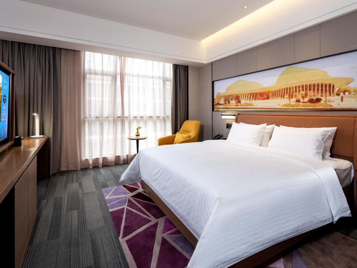 Отель Hampton By Hilton Nanning Wuxiang Экстерьер фото