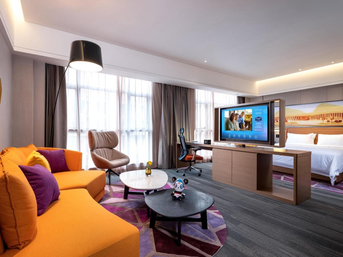 Отель Hampton By Hilton Nanning Wuxiang Экстерьер фото